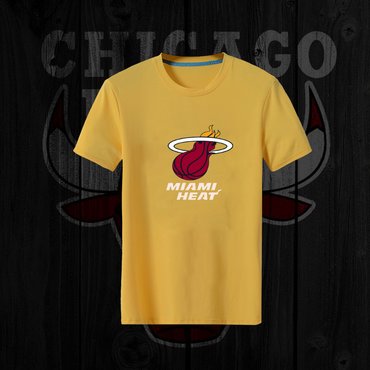 Heat Fresh Logo Yellow Men's Short Sleeve T-Shirt