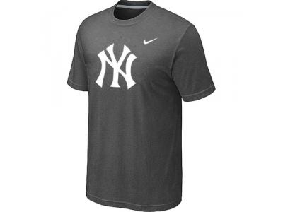 MLB New York Yankees Heathered Green NEW Blended T-Shirt