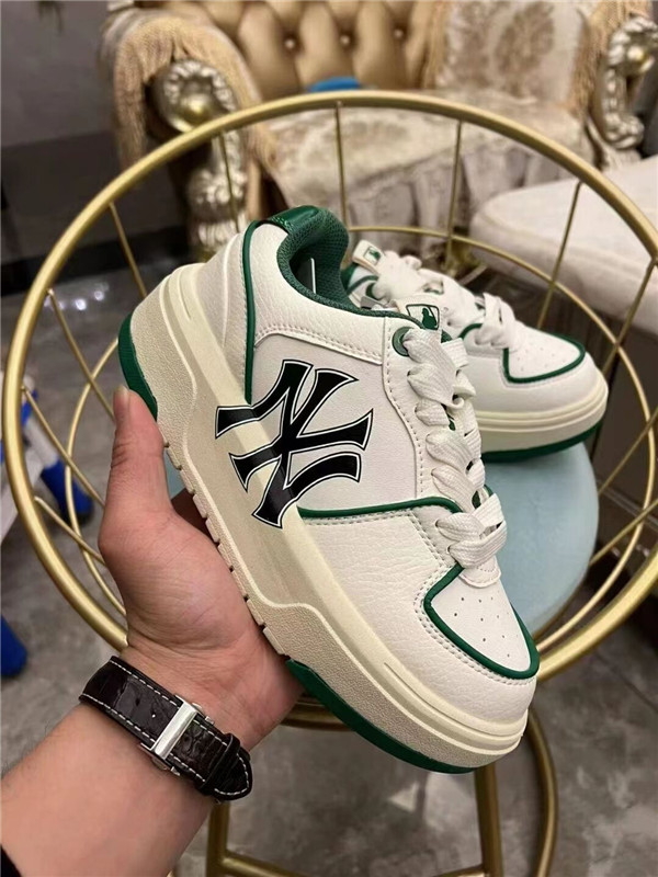 Women's New York Yankees White-Green Shoes 003